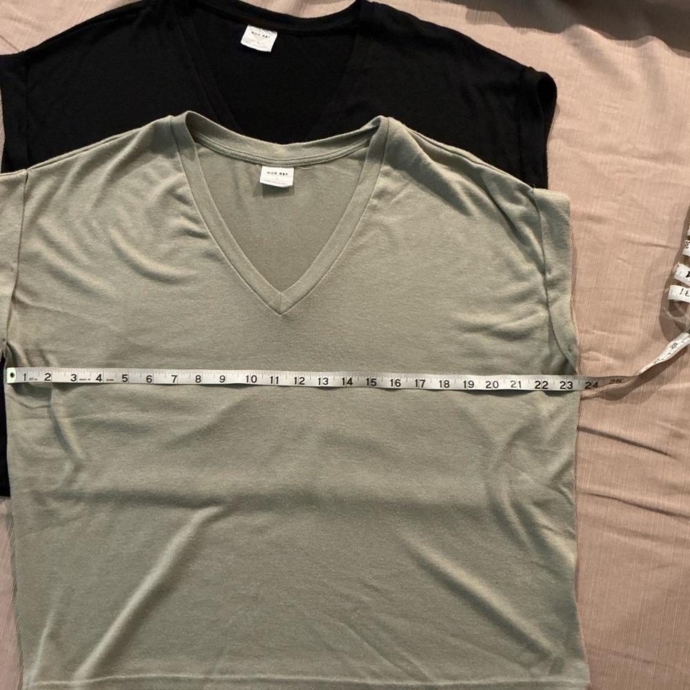 Mod Ref Black and Green V-Neck Tops - Picture 2 of 7